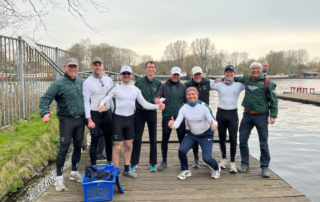 Gruppenfoto des Masters-Achter beim Head of the River Amster 2022